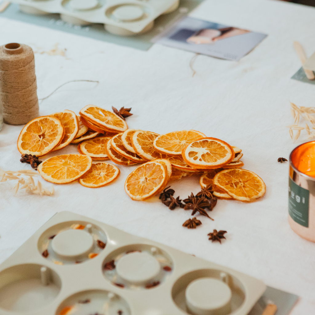 Eco Christmas Decoration Making  (with soy wax, essential oils and botanicals), SHOREDITCH LONDON - £49